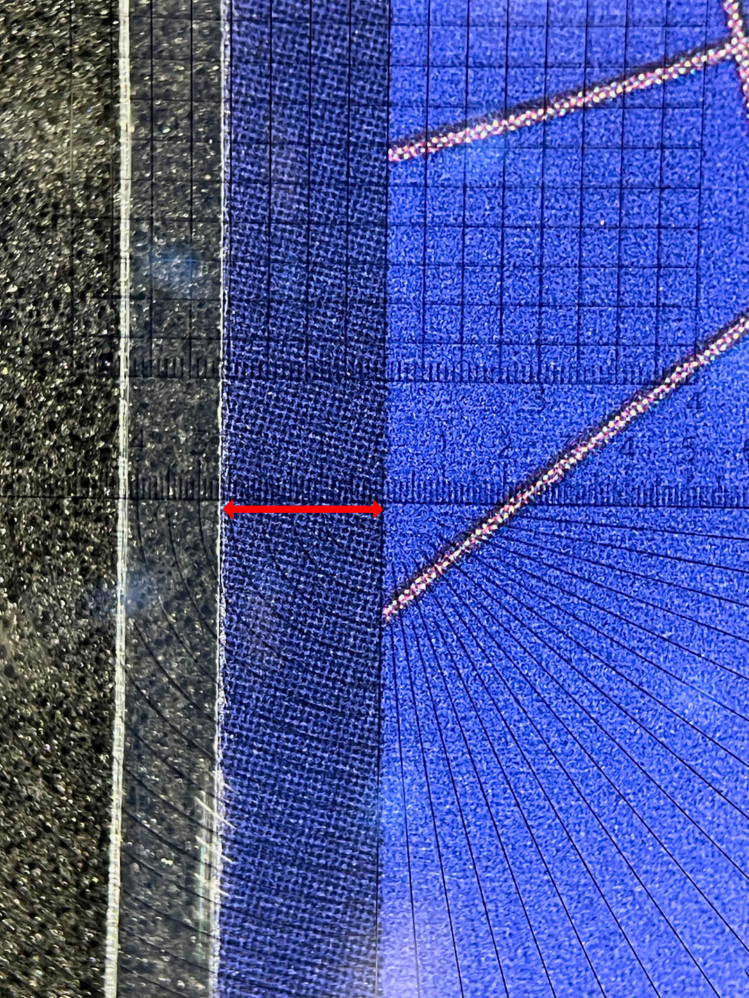 Measuring the left border on the card back