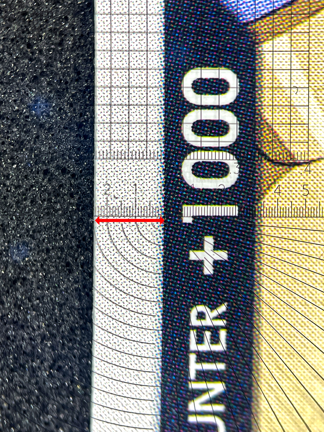 Measuring the left border on the card front
